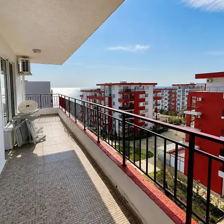 Marina Sunny Apartment